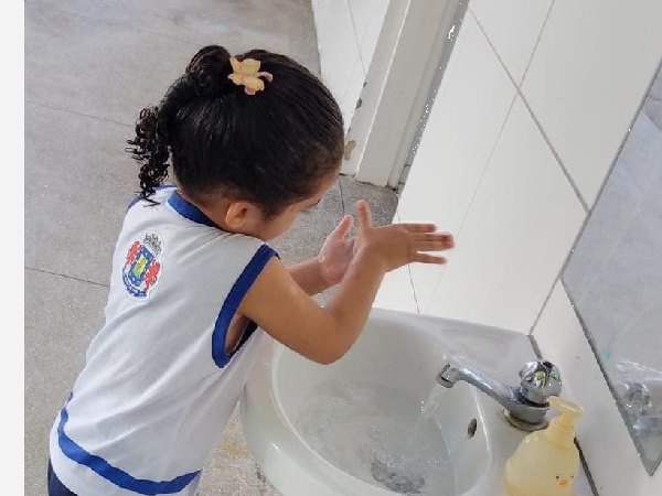 Projeto Mãos limpas incentiva ações de higienização nas escolas
