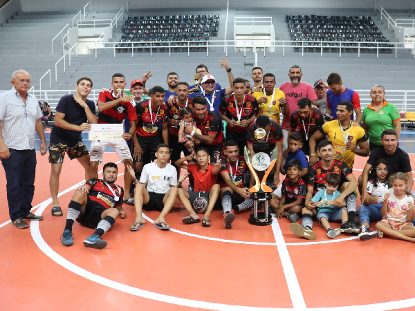 Prefeitura realiza finais do Campeonato Municipal de Futsal masculino e feminino
