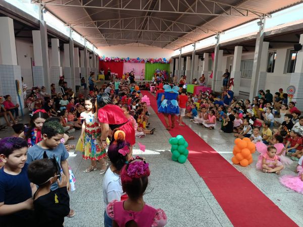 Escolas municipais realizam comemorações do dia das crianças